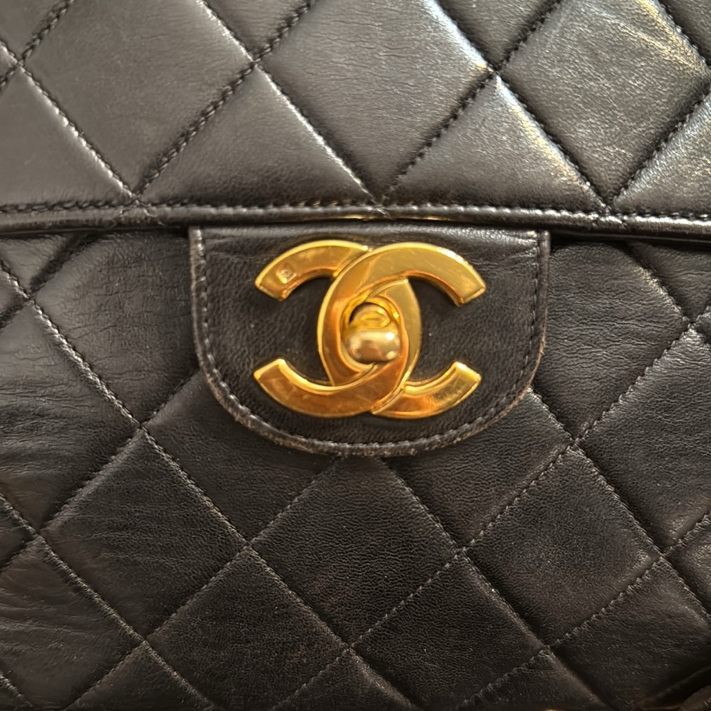 Authentic Chanel Jumbo Classic Flap Leather 24k Gold - Picture 11 of 13
